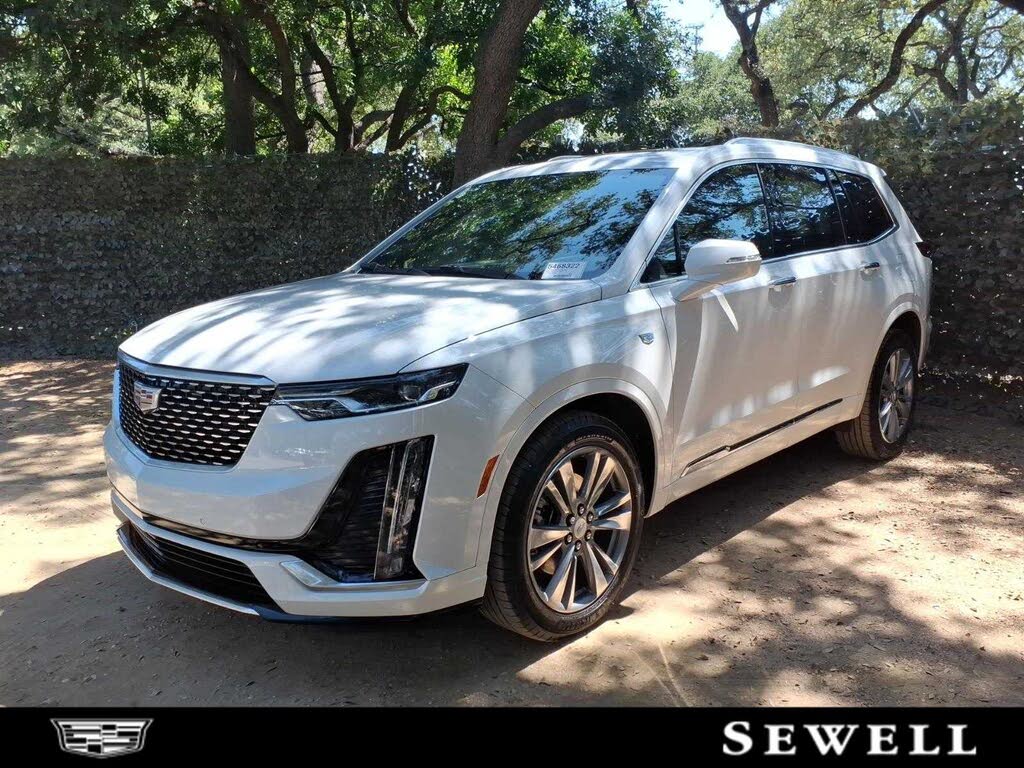 2025 Cadillac XT6 Premium Luxury