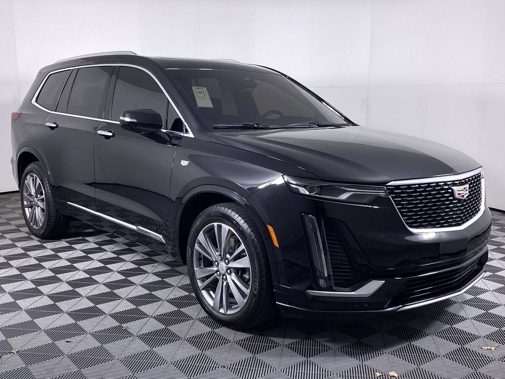 2024 Cadillac XT6 Premium Luxury