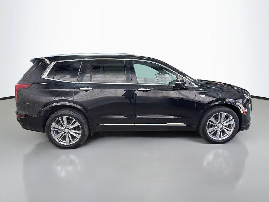 2024 CADILLAC XT6 Premium Luxury