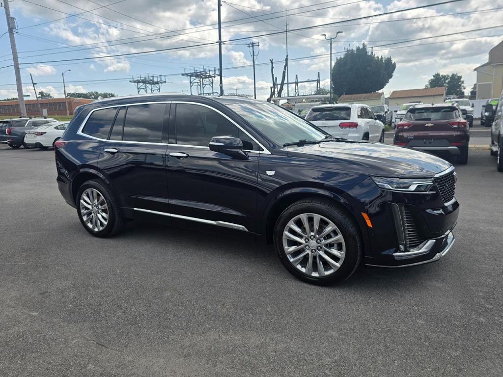 2021 Cadillac XT6 Premium Luxury