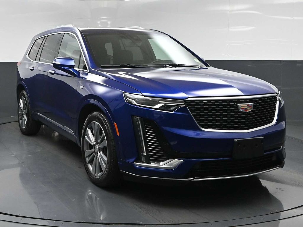 2024 Cadillac XT6 Premium Luxury