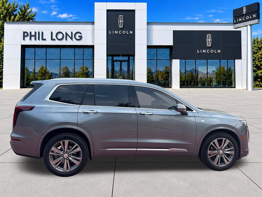 2022 Cadillac XT6 Premium Luxury