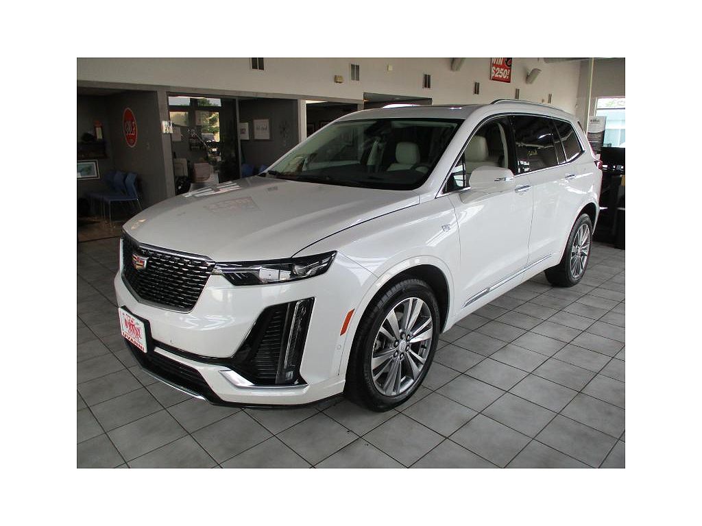 2024 Cadillac XT6 Premium Luxury
