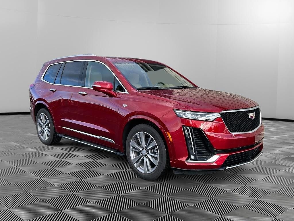 2025 Cadillac XT6 Premium Luxury