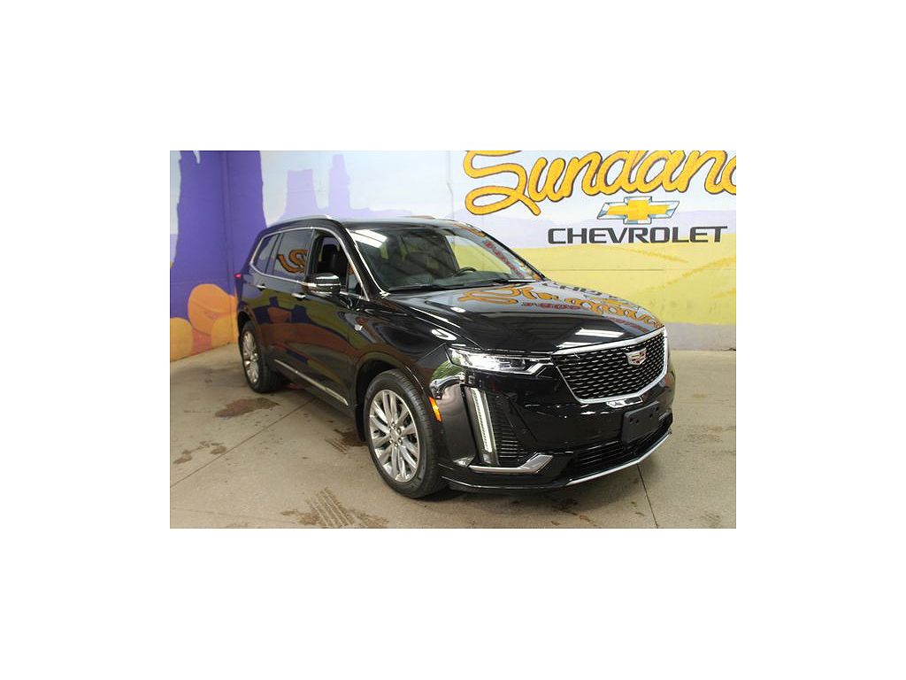2022 Cadillac XT6 Premium Luxury