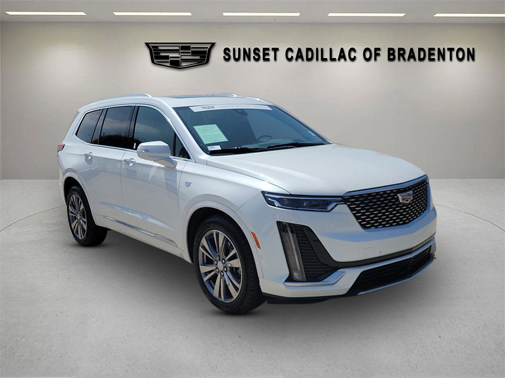 2025 Cadillac XT6 Premium Luxury