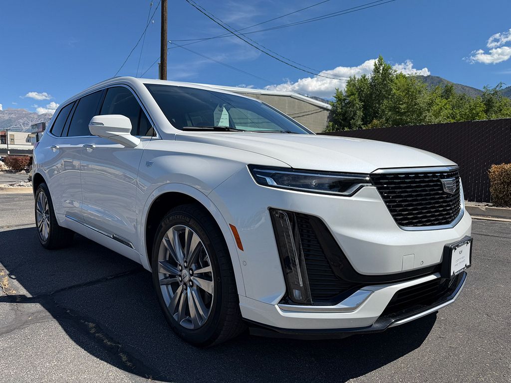 2024 Cadillac XT6 Premium Luxury