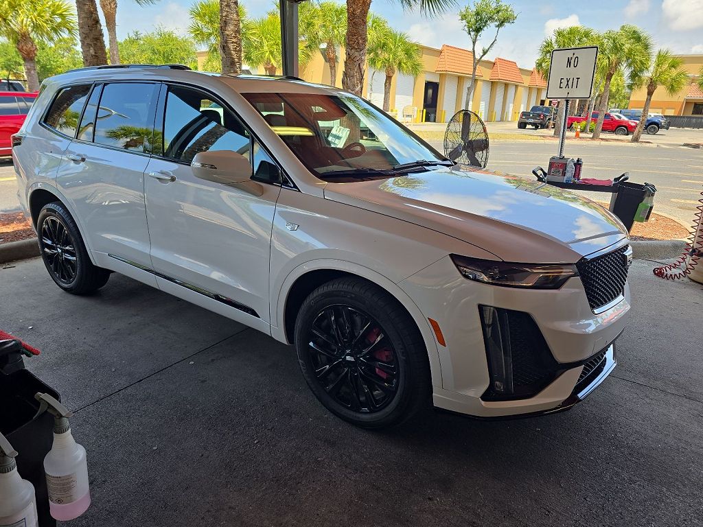 2024 Cadillac XT6 Sport