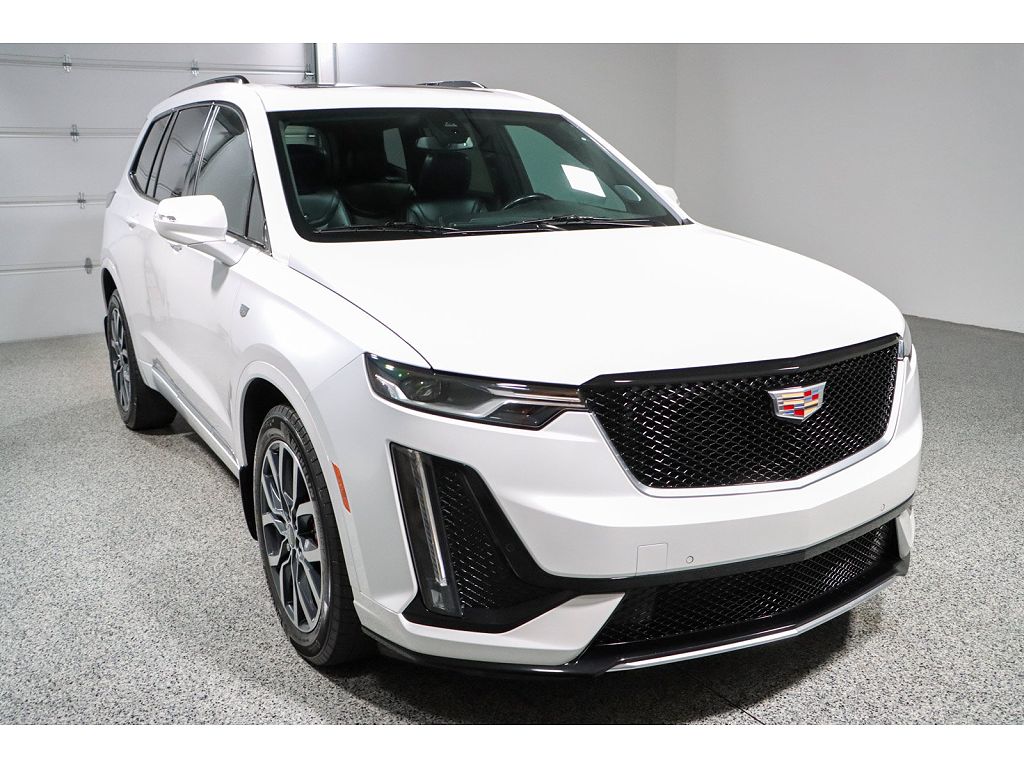 2023 Cadillac XT6 Sport