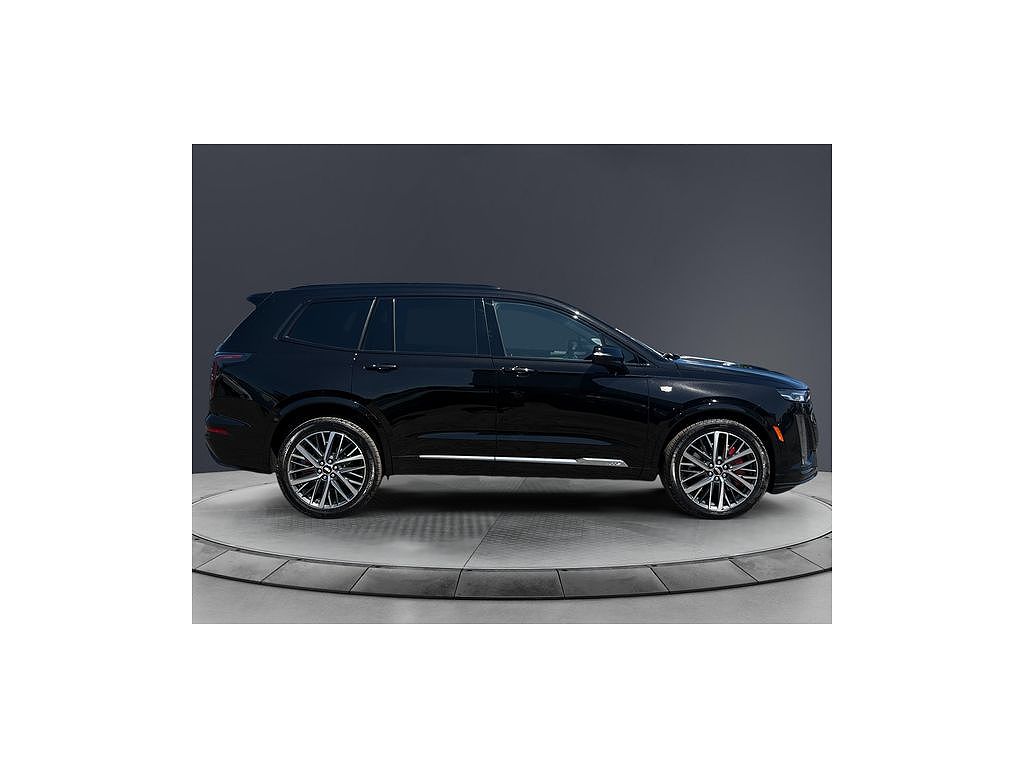 2025 Cadillac XT6 Sport