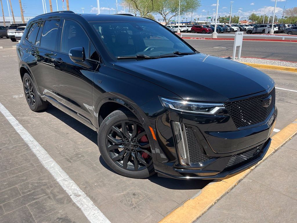 2022 Cadillac XT6 Sport