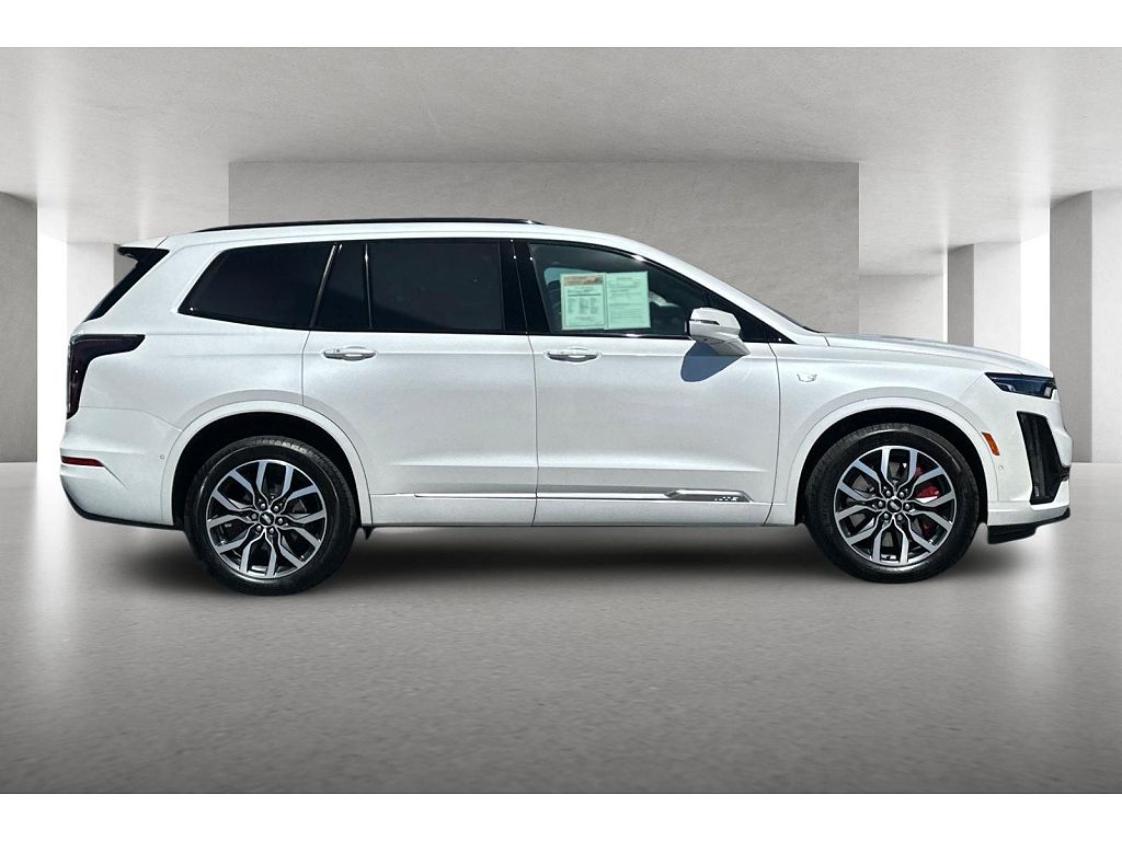 2025 Cadillac XT6 Sport