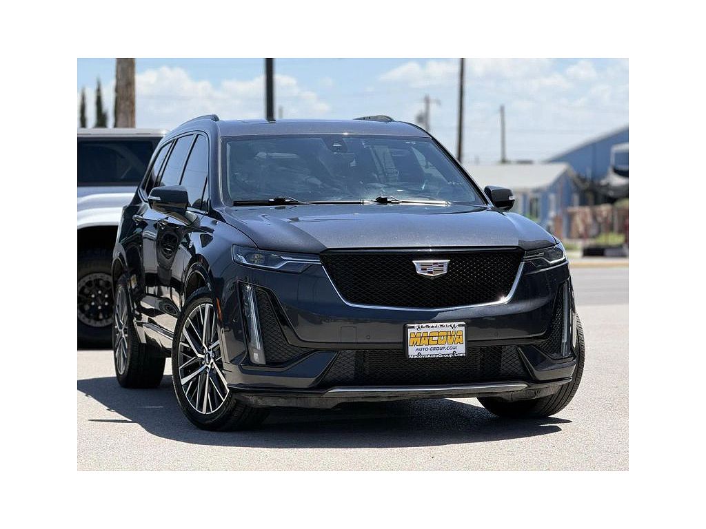 2022 Cadillac XT6 Sport