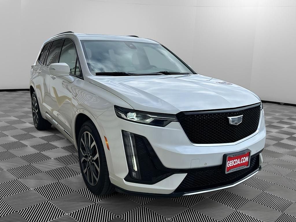 2023 Cadillac XT6 Sport