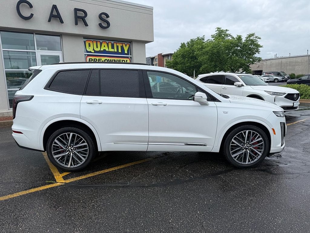 2024 Cadillac XT6 Sport
