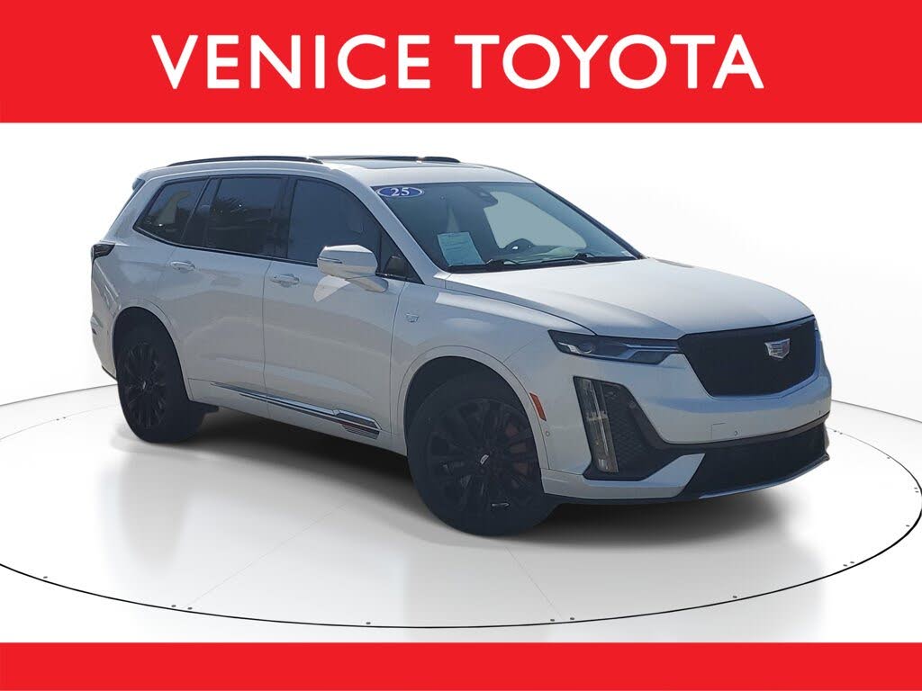 2025 Cadillac XT6 Sport