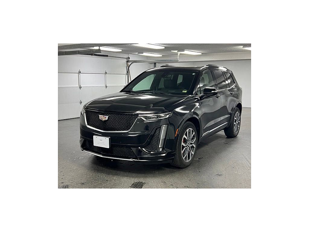 2023 Cadillac XT6 Sport