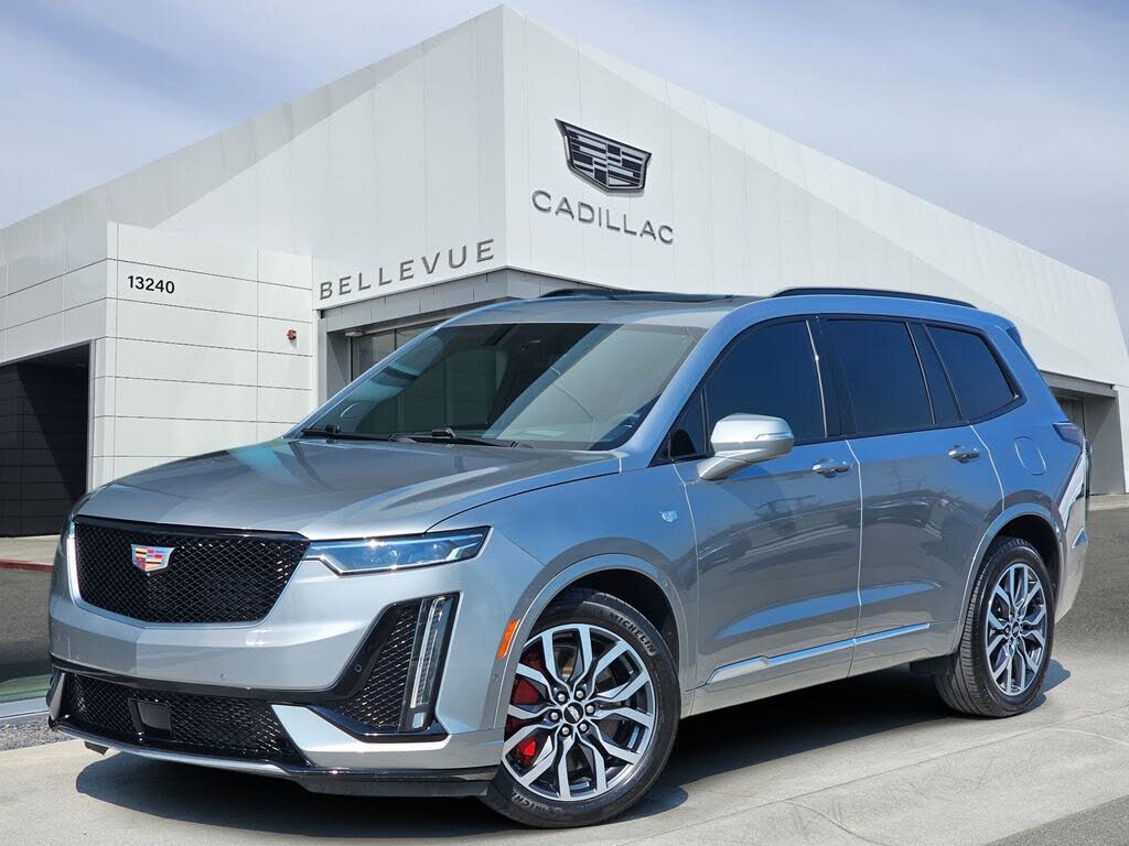 2025 Cadillac XT6 Sport