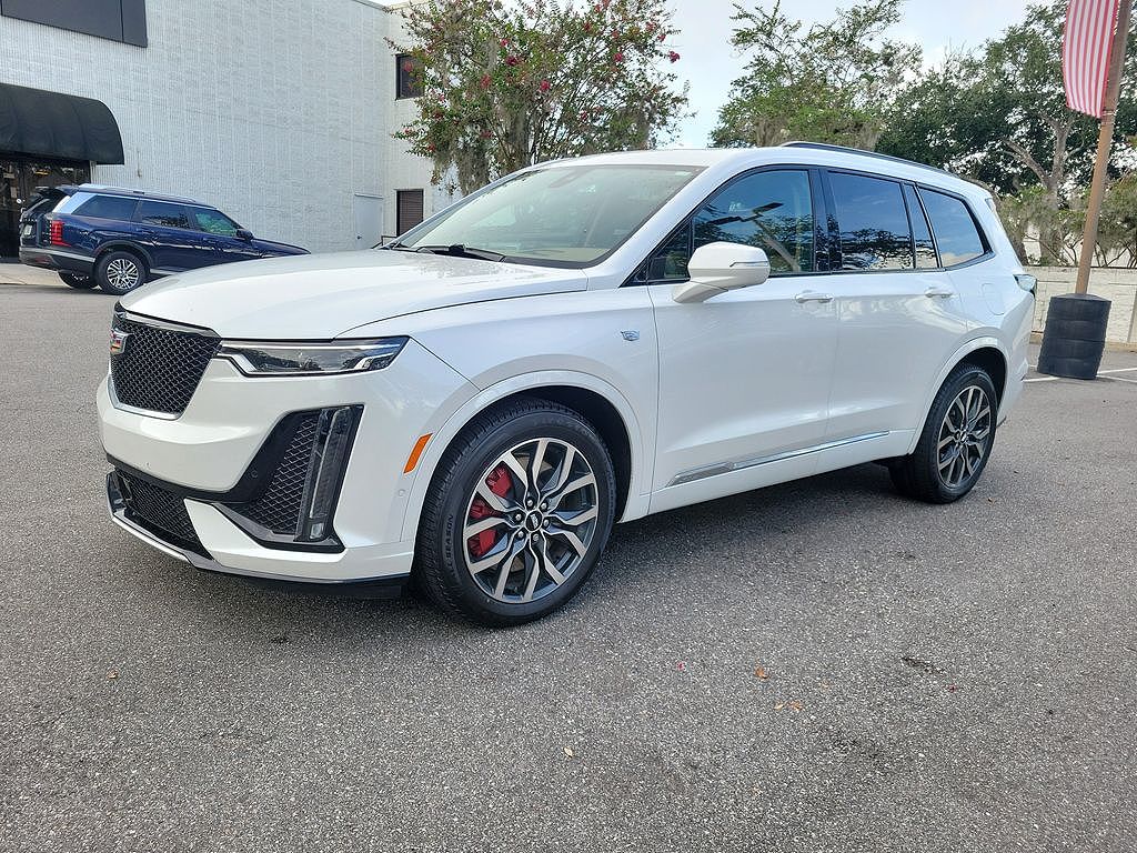 2023 Cadillac XT6 Sport