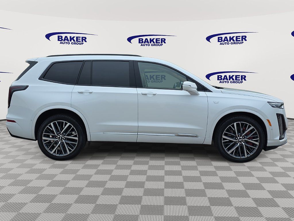 2024 CADILLAC XT6 Sport