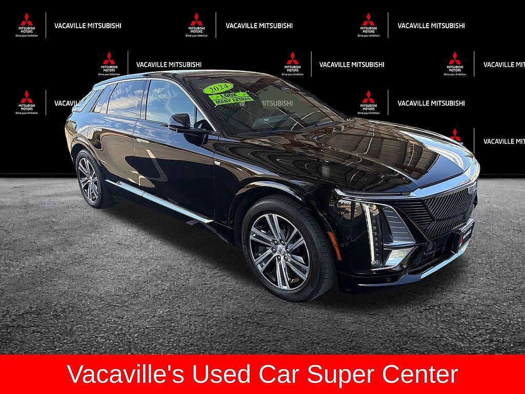 2024 Cadillac Lyriq Luxury 1