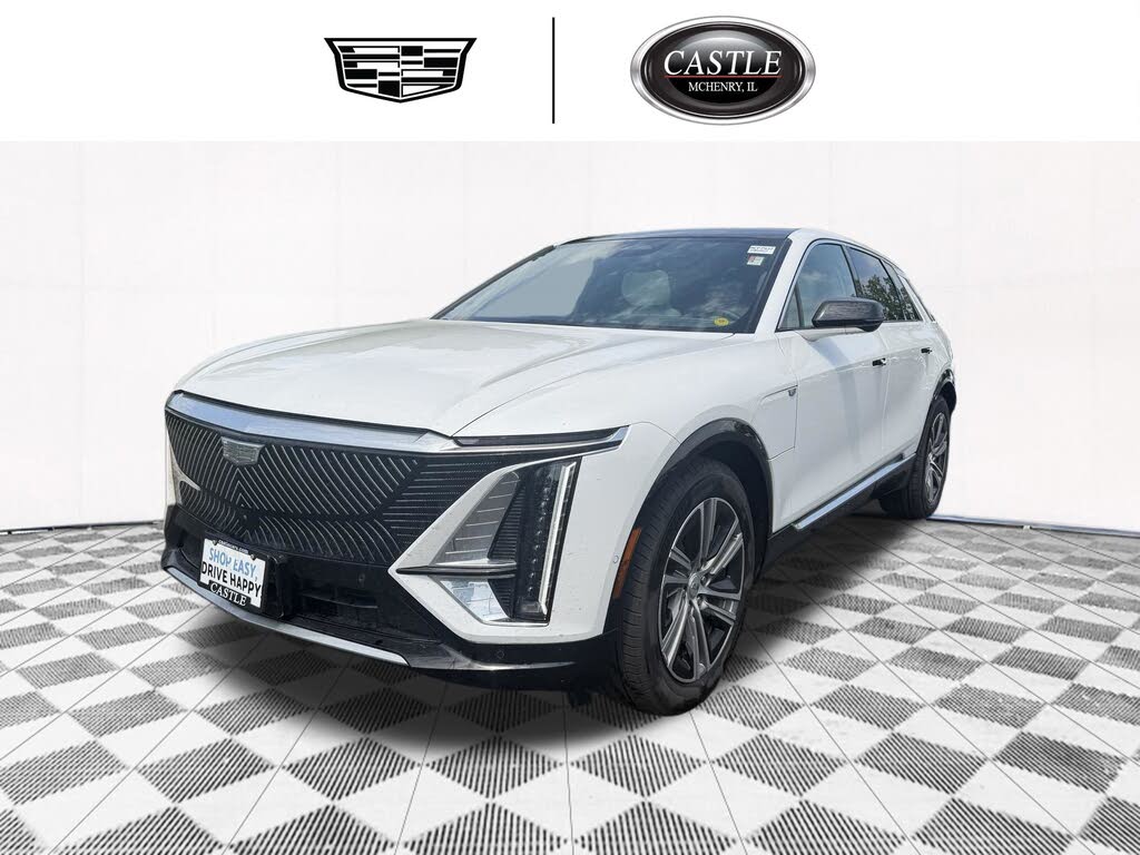 2024 Cadillac LYRIQ Luxury 1