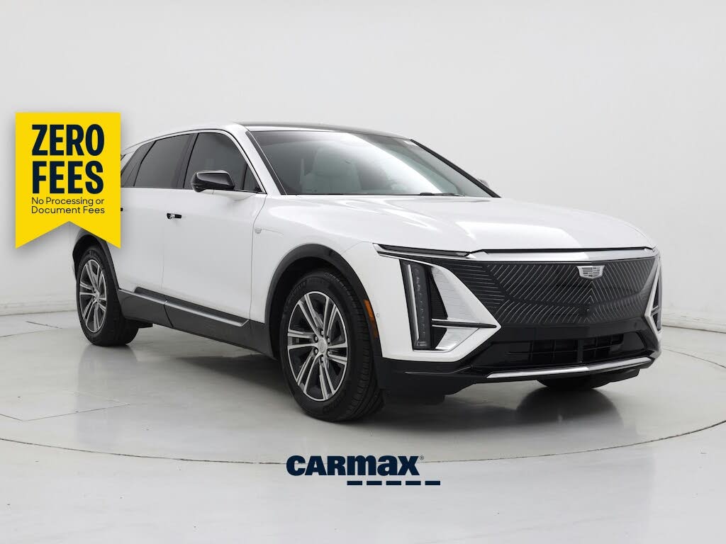 2024 Cadillac LYRIQ Luxury 1