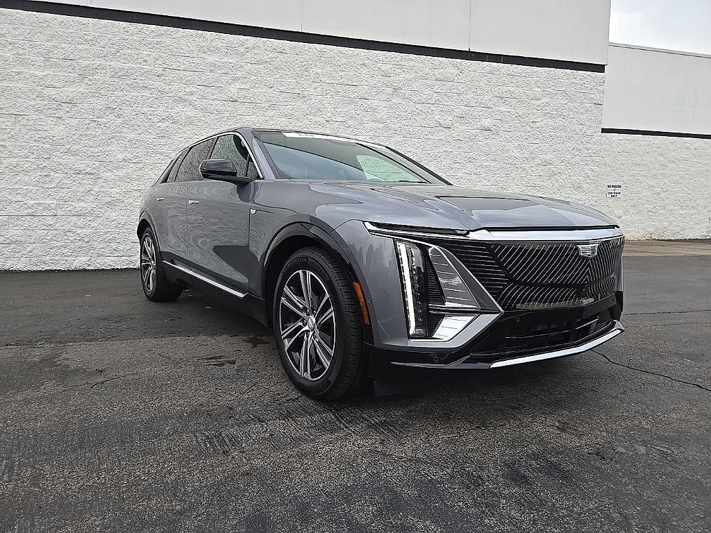 2023 Cadillac Lyriq Luxury