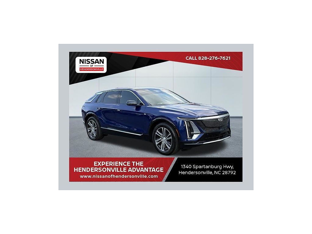 2024 Cadillac Lyriq Luxury 2