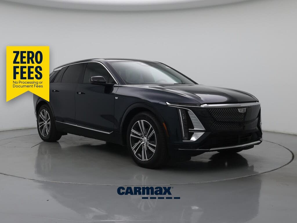 2024 Cadillac LYRIQ Luxury 2