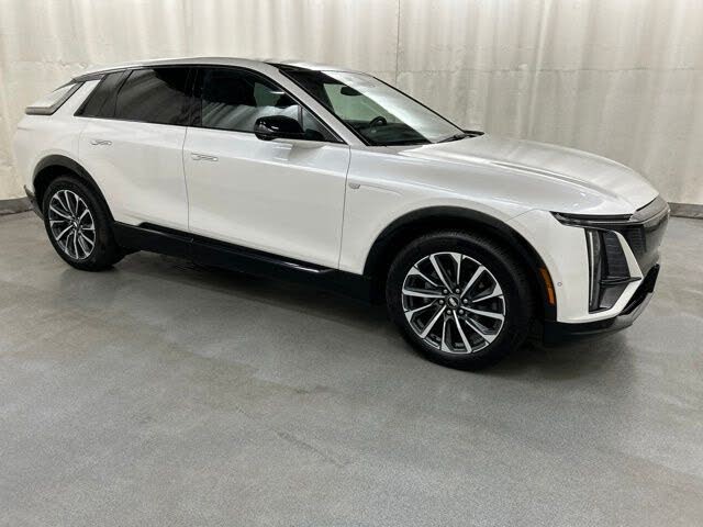 2024 Cadillac LYRIQ Sport 1