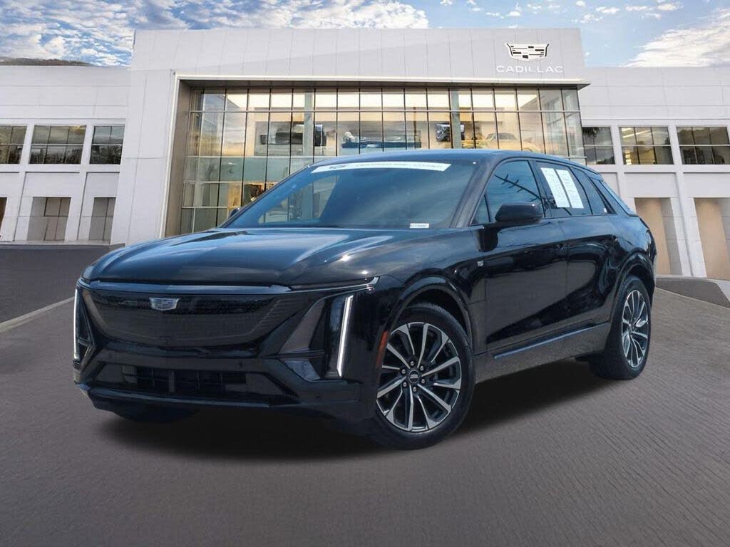 2024 Cadillac LYRIQ Sport 1