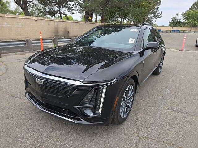 2024 Cadillac Lyriq Sport 1