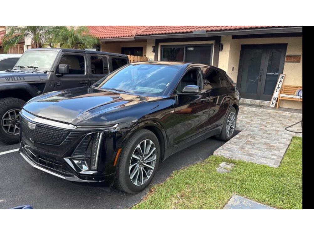2024 Cadillac Lyriq Sport 1