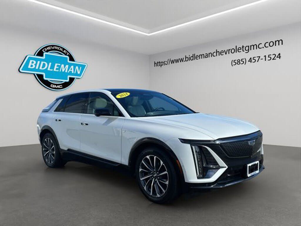 2024 Cadillac LYRIQ Sport 1