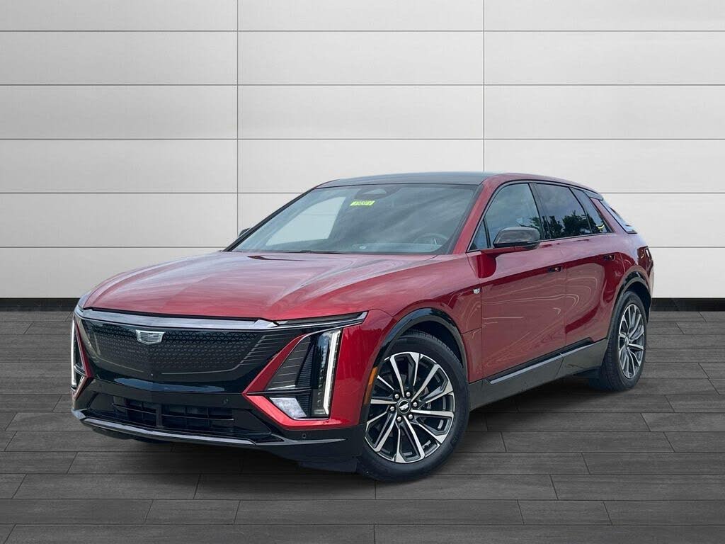 2024 Cadillac LYRIQ Sport 1