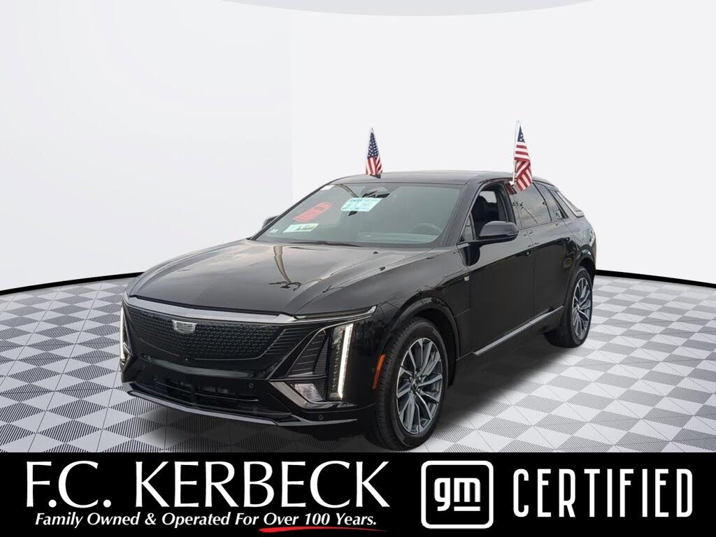 2024 Cadillac LYRIQ Sport 1