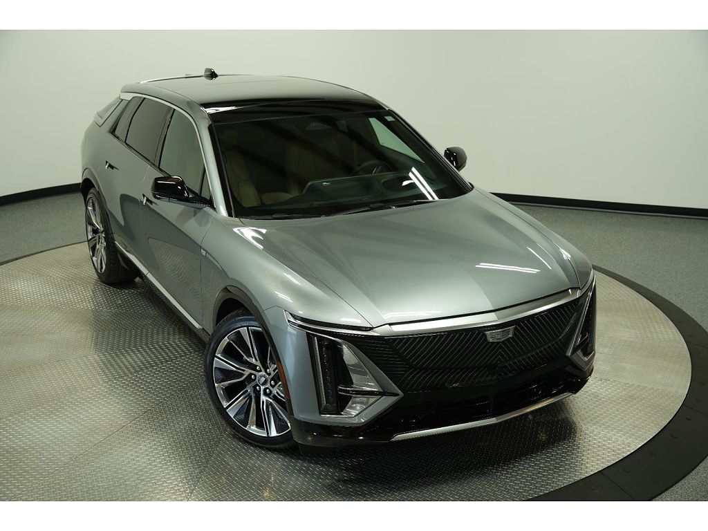 2026 CADILLAC LYRIQ Signature Luxury