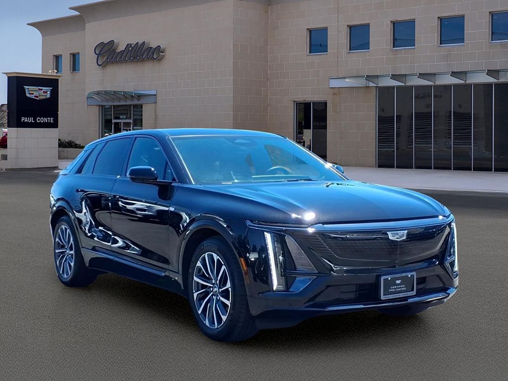 2024 Cadillac Lyriq Sport 1