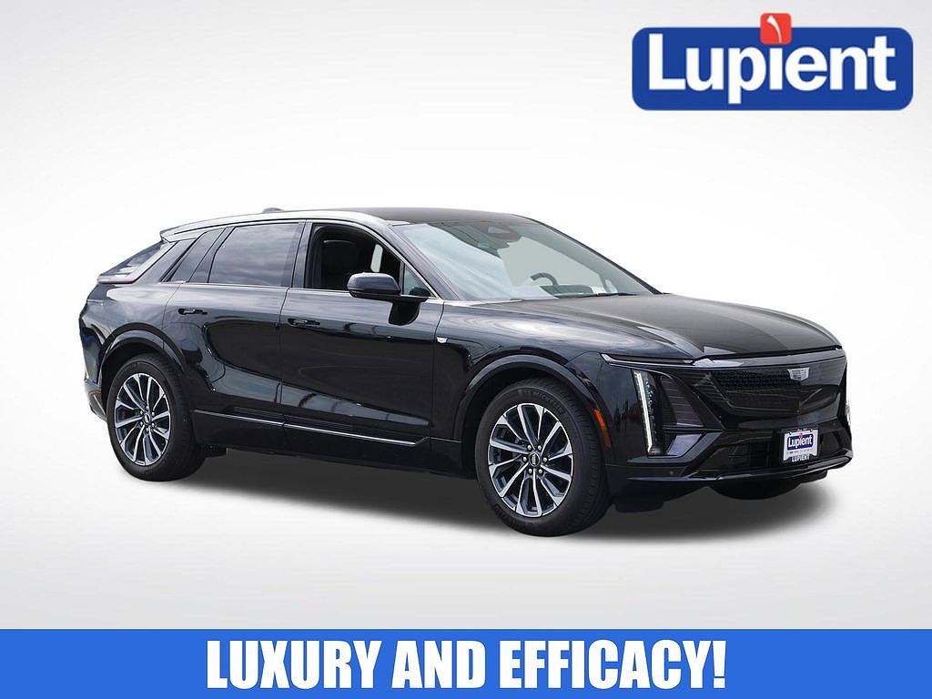 2024 Cadillac Lyriq Sport 1
