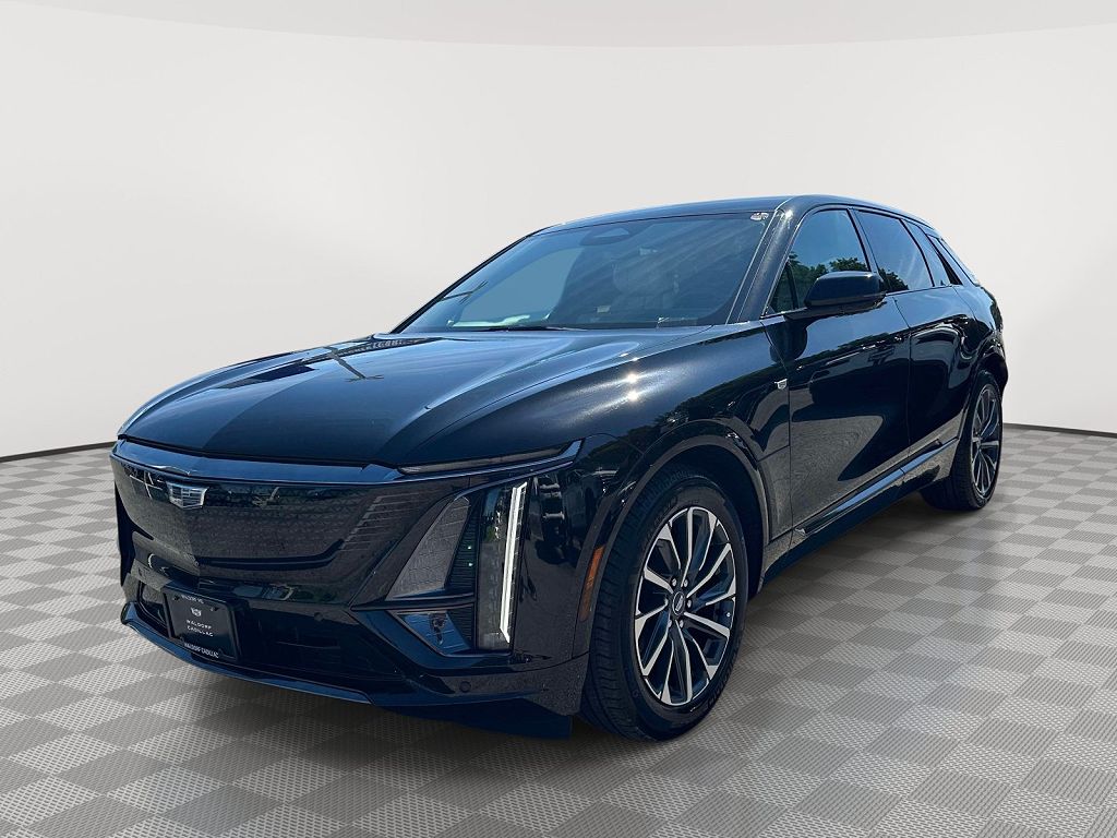 2024 Cadillac Lyriq Sport 1