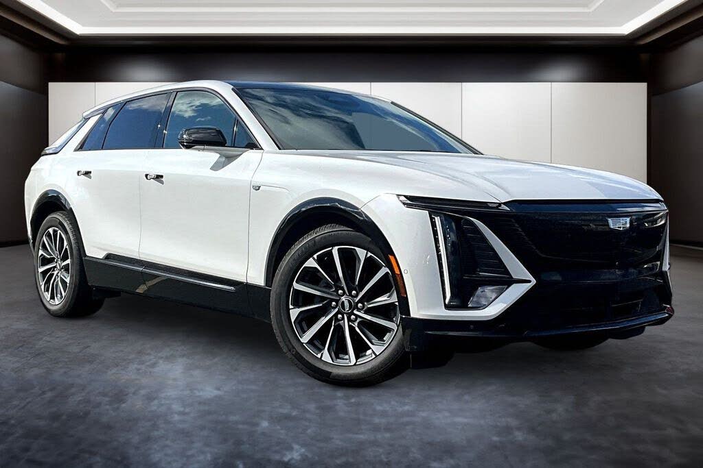 2024 Cadillac LYRIQ Sport 1