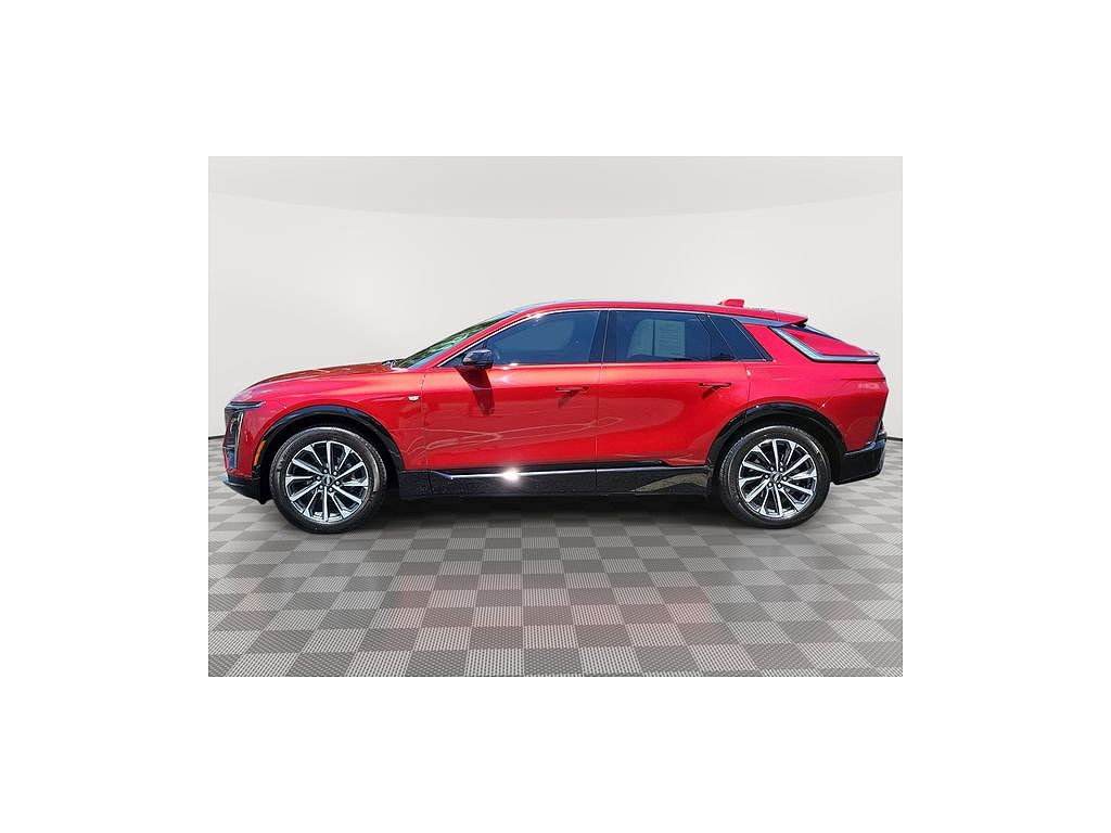 2024 Cadillac Lyriq Sport 1