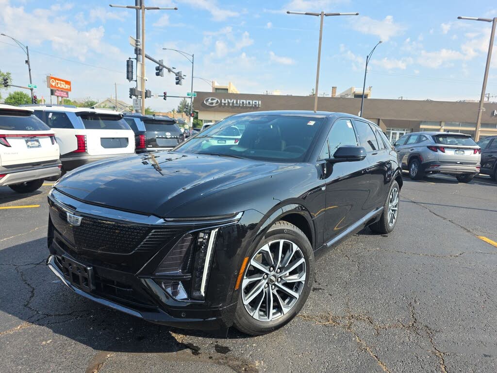 2024 Cadillac LYRIQ Sport 1