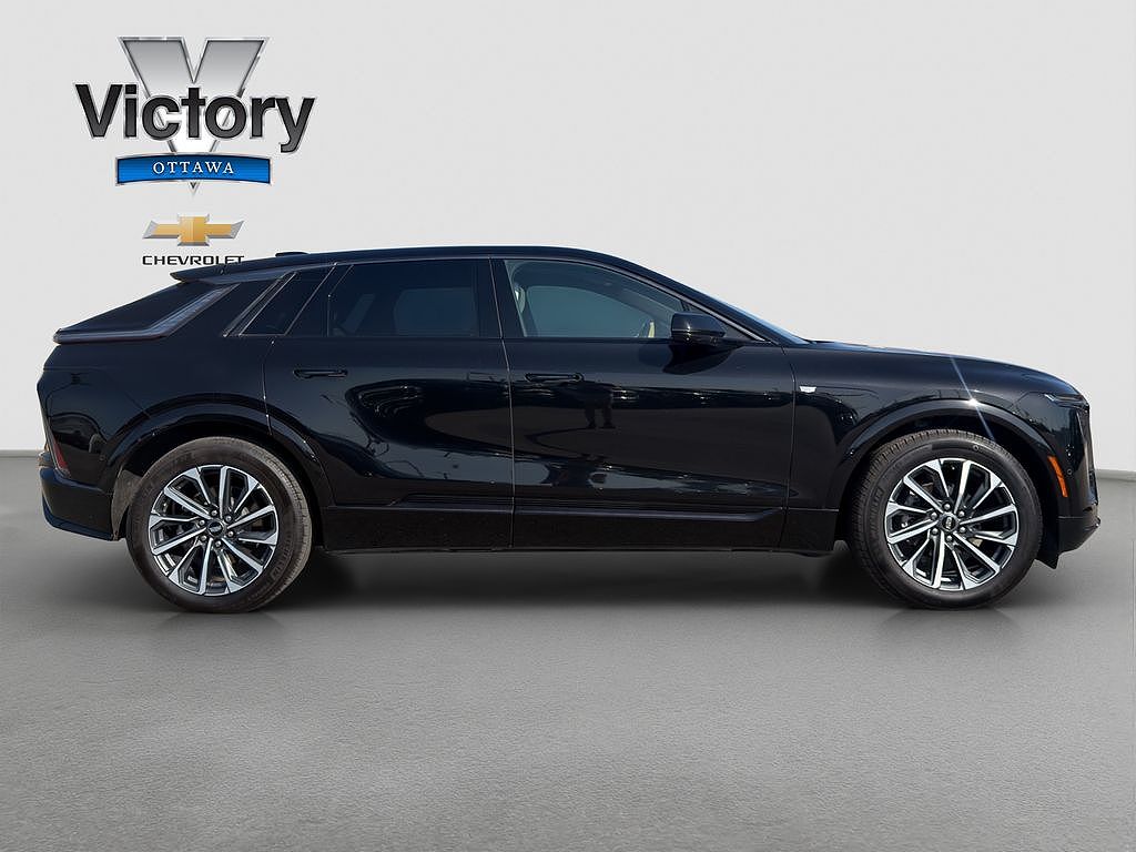 2024 Cadillac Lyriq Sport 1