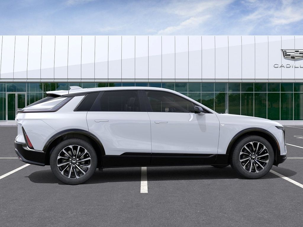 2026 Cadillac Lyriq Sport