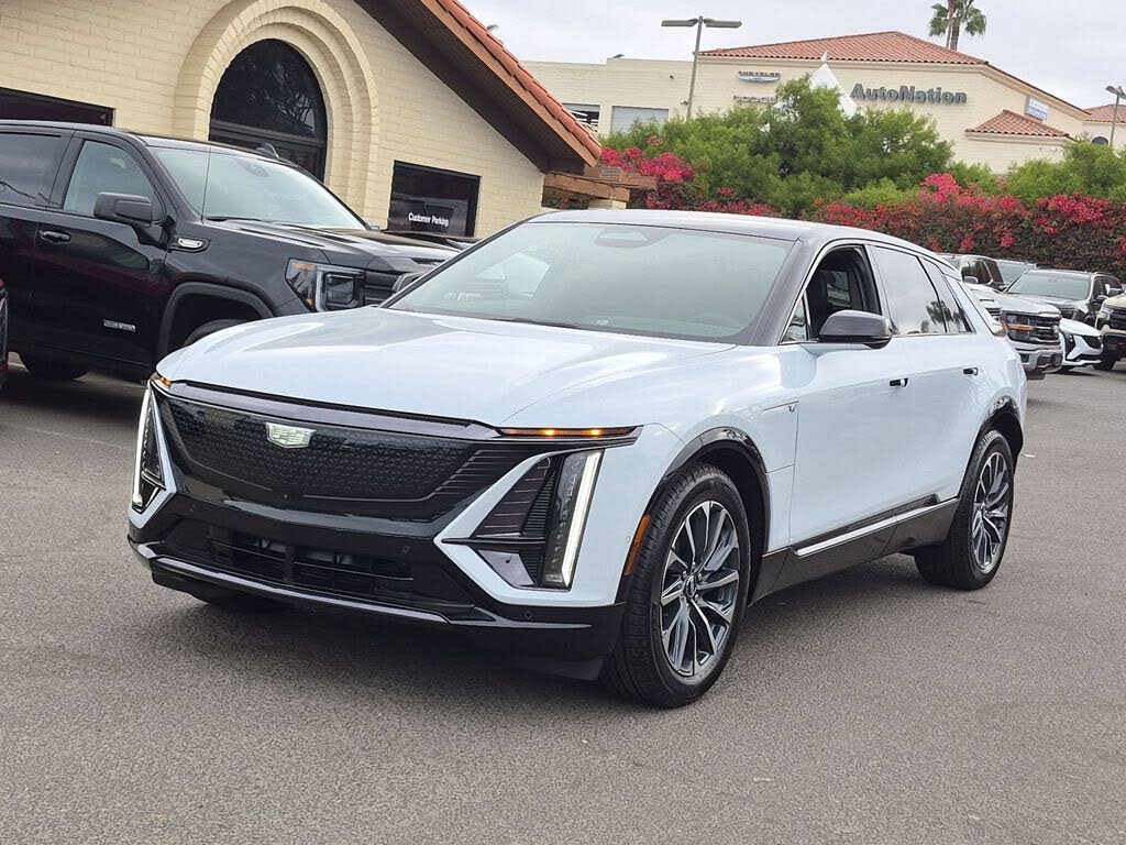 2027 Cadillac LYRIQ Sport