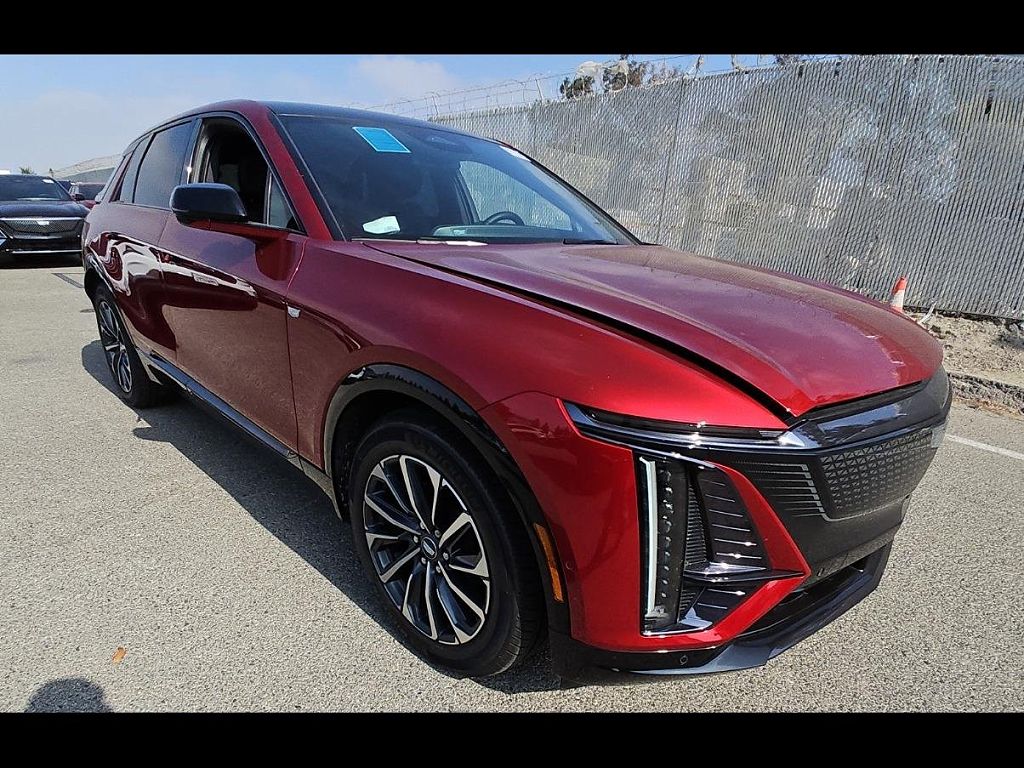 2025 Cadillac Lyriq Sport 1