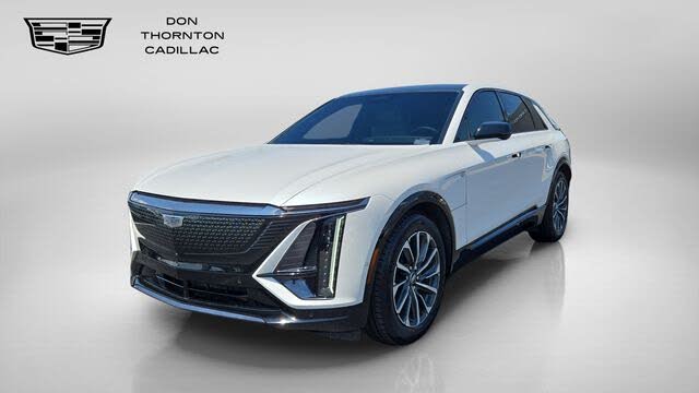 2024 Cadillac LYRIQ Sport 2