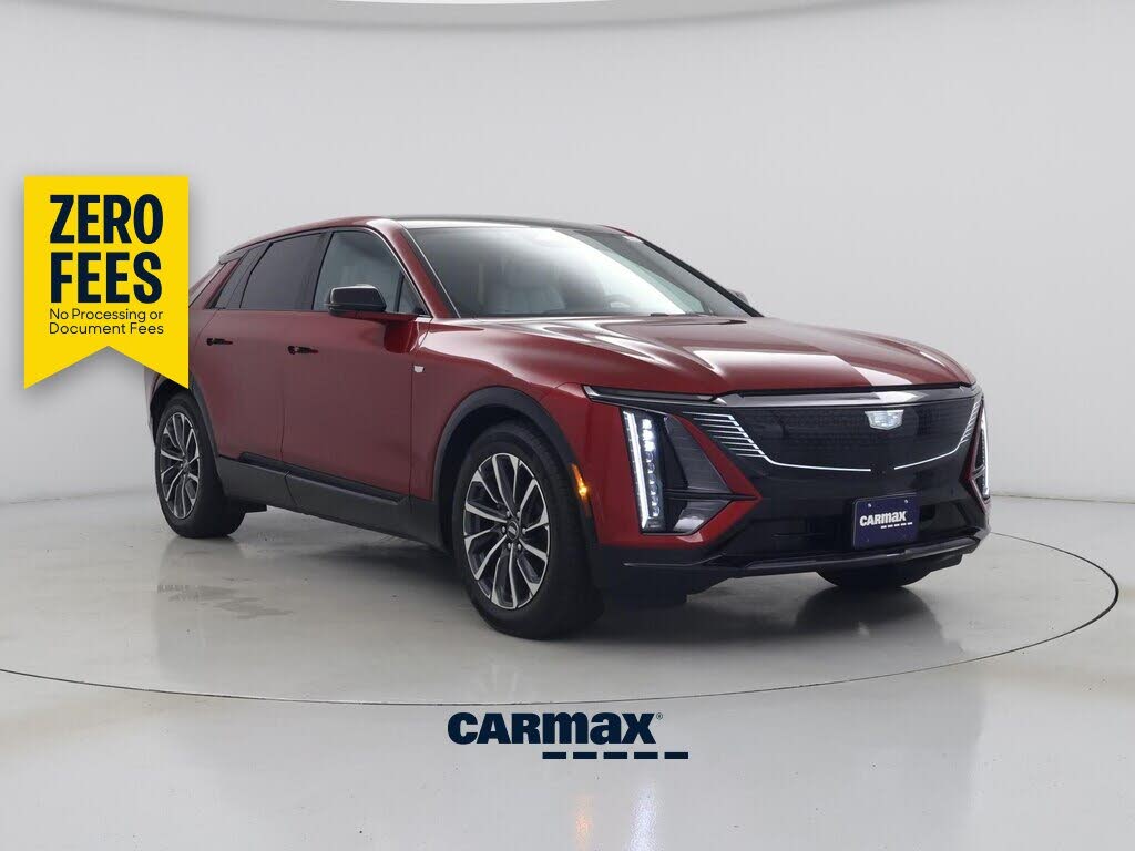 2024 Cadillac LYRIQ Sport 2